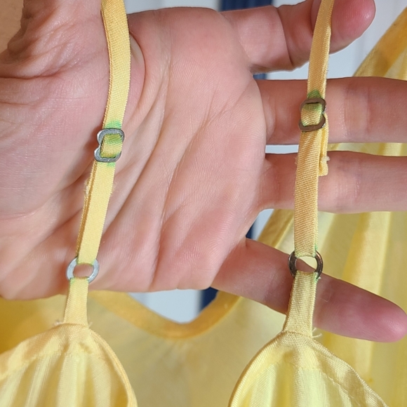 90s π» Betsey Johnson Embroidered daisies Sundress - Picture 8 of 11